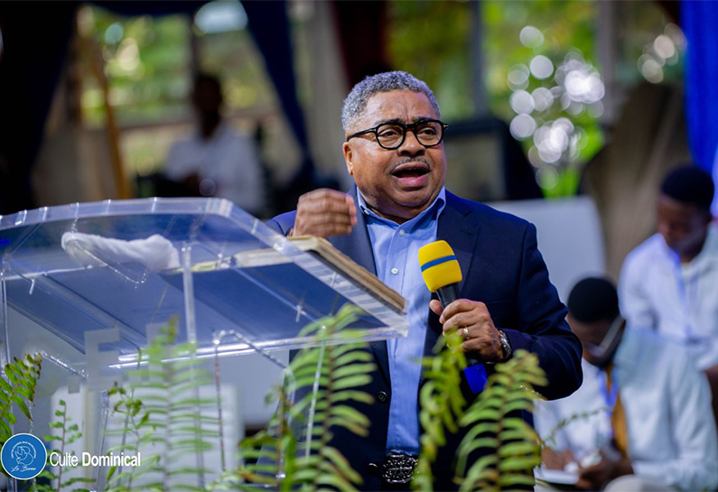 Pasteur Joseph BONDO Pasteur Joseph BONDO