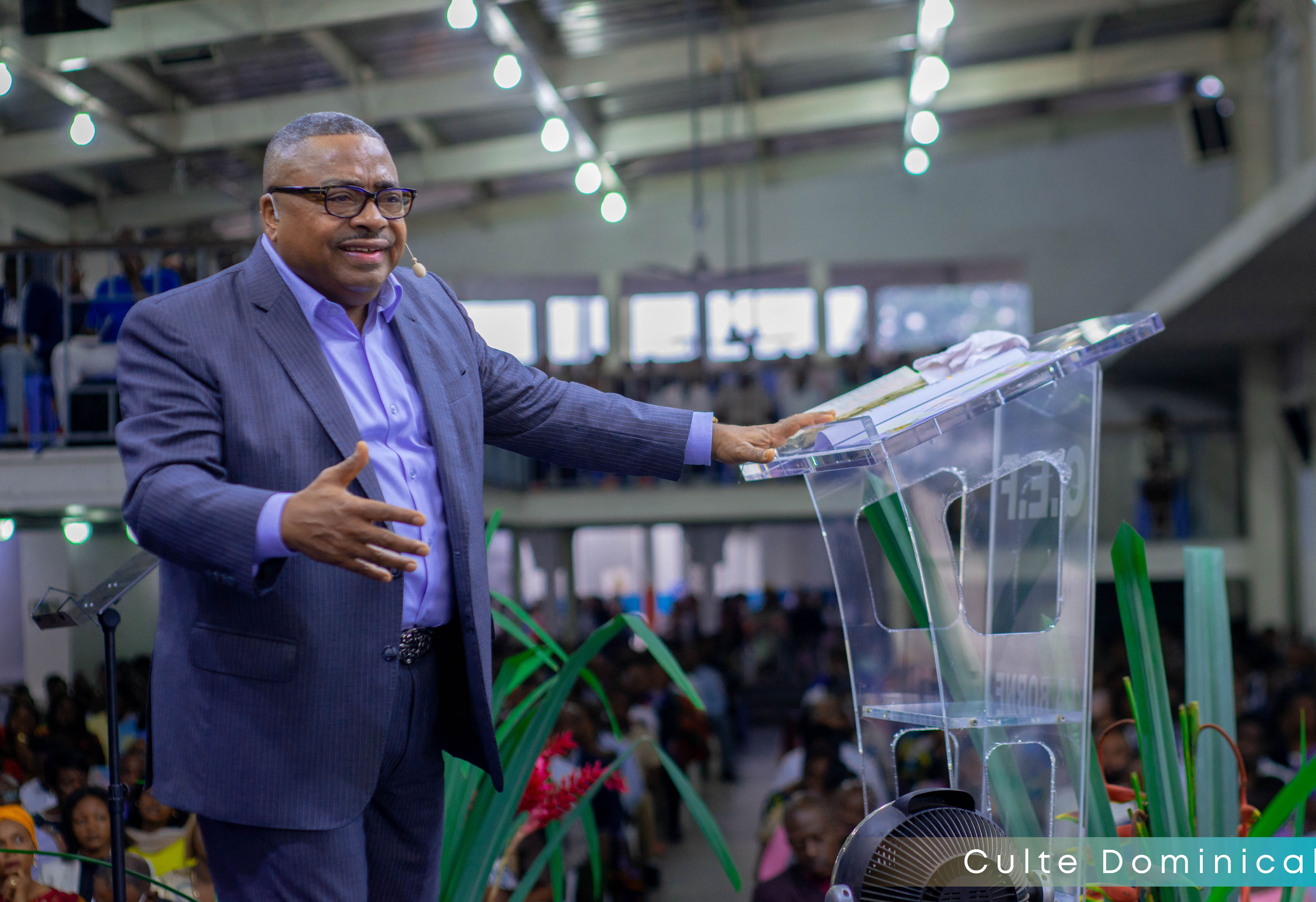 Pasteur Joseph BONDO