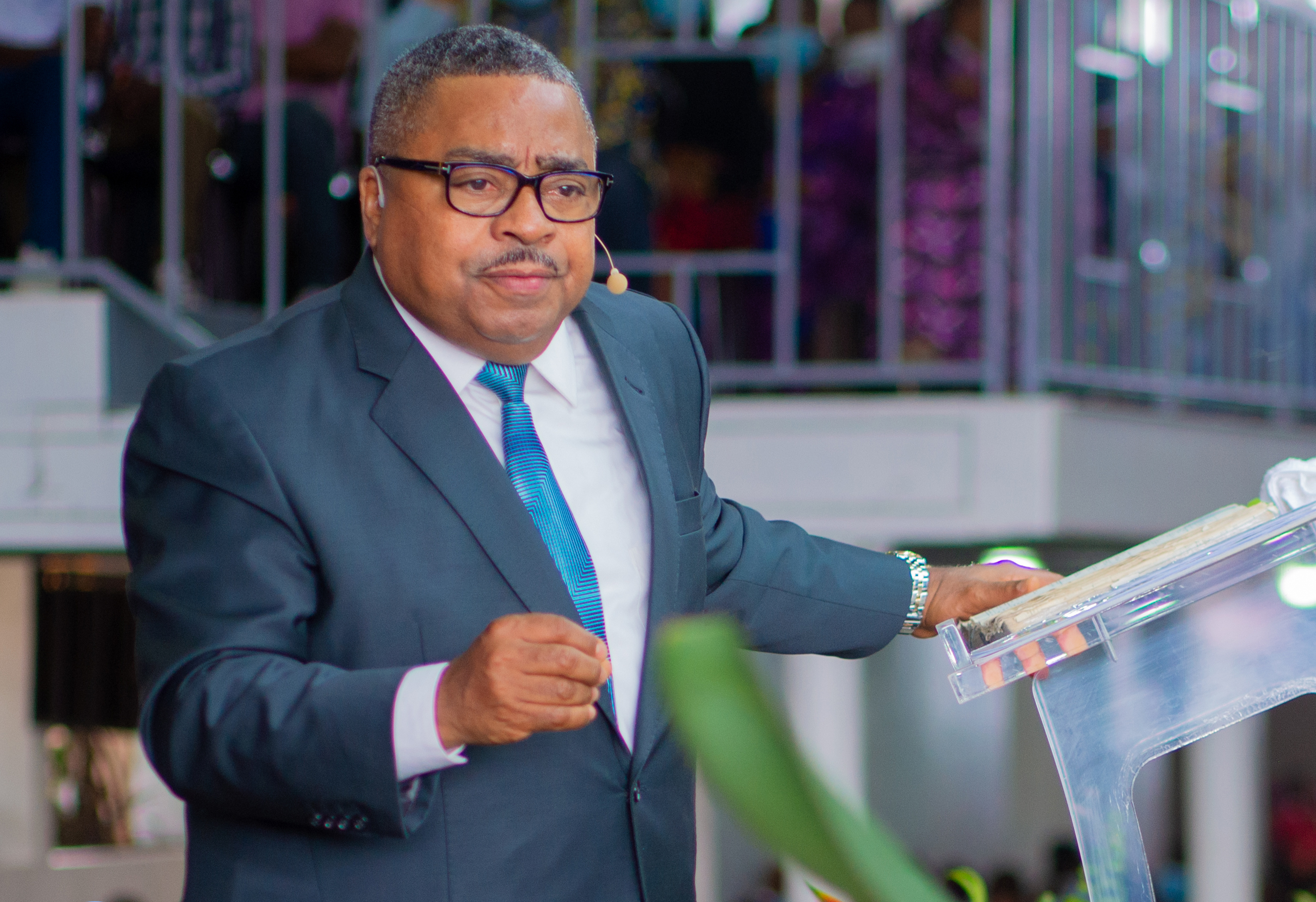 Pasteur Joseph BONDO