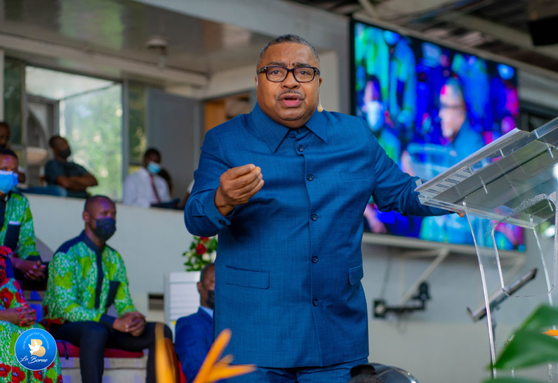 Pasteur Joseph BONDO