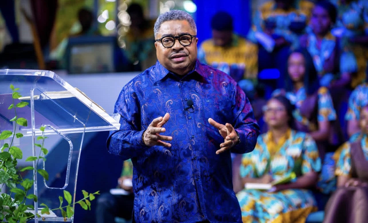 Pasteur Joseph BONDO Pasteur Joseph BONDO